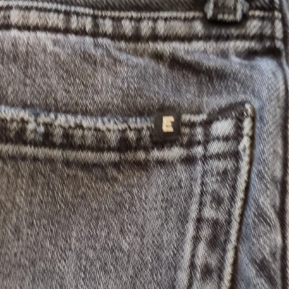 Everlane The 90s Way High Jean High Rise Faded Black 🖤 sz 23 -measures to sz 26 - Picture 11 of 16